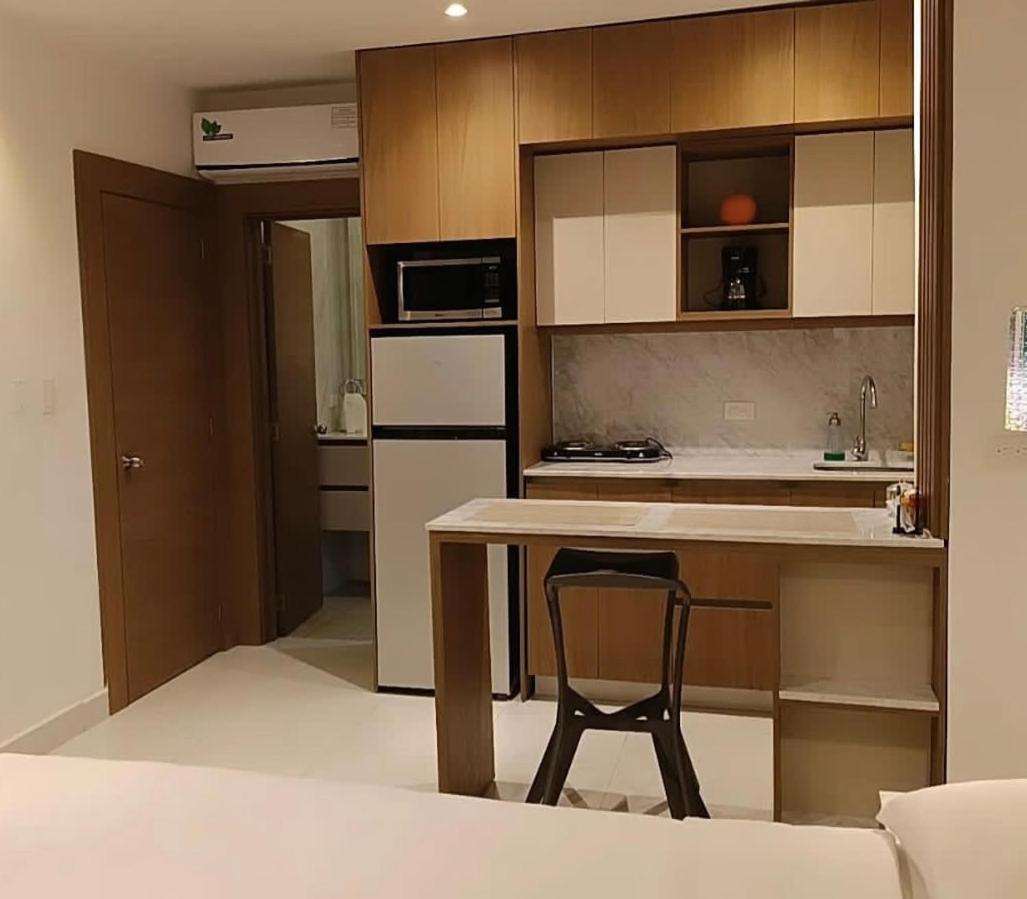 Nova Park Hotel Гуаякуил Екстериор снимка