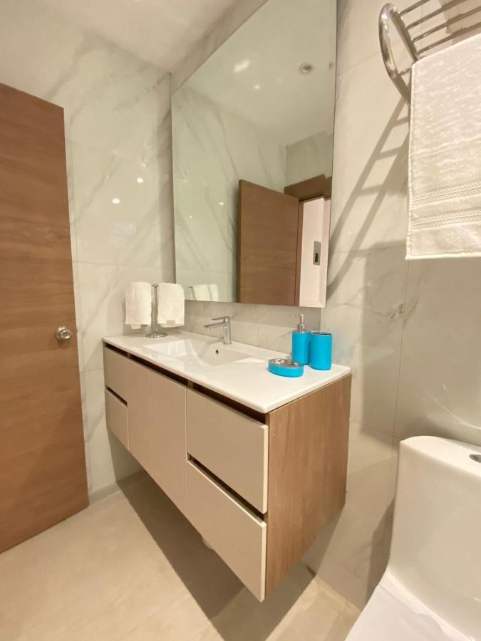 Nova Park Hotel Гуаякуил Екстериор снимка